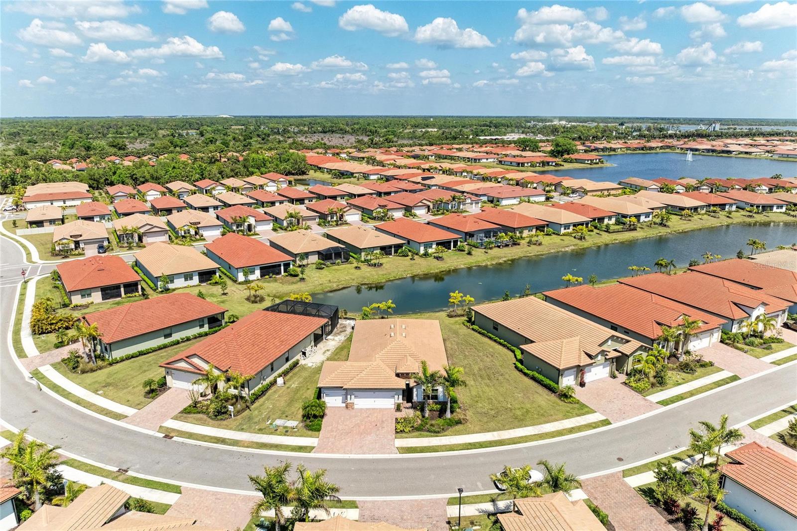 TOSCANA ISLES - Residential