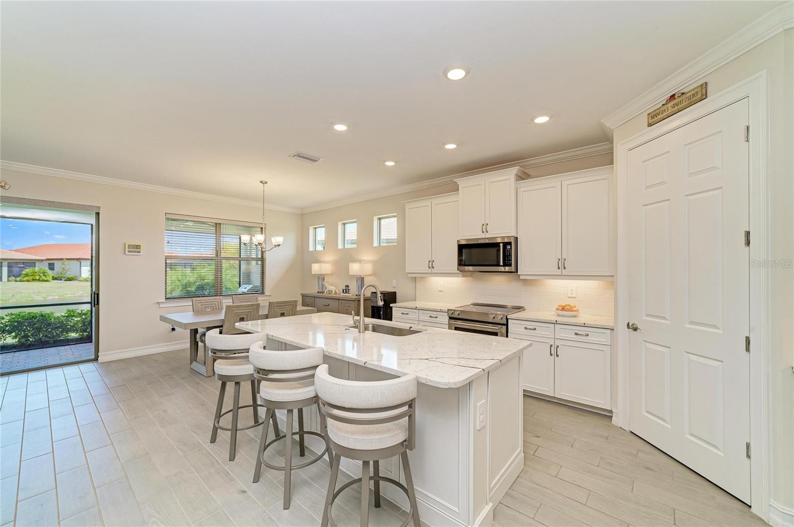 TOSCANA ISLES - Residential