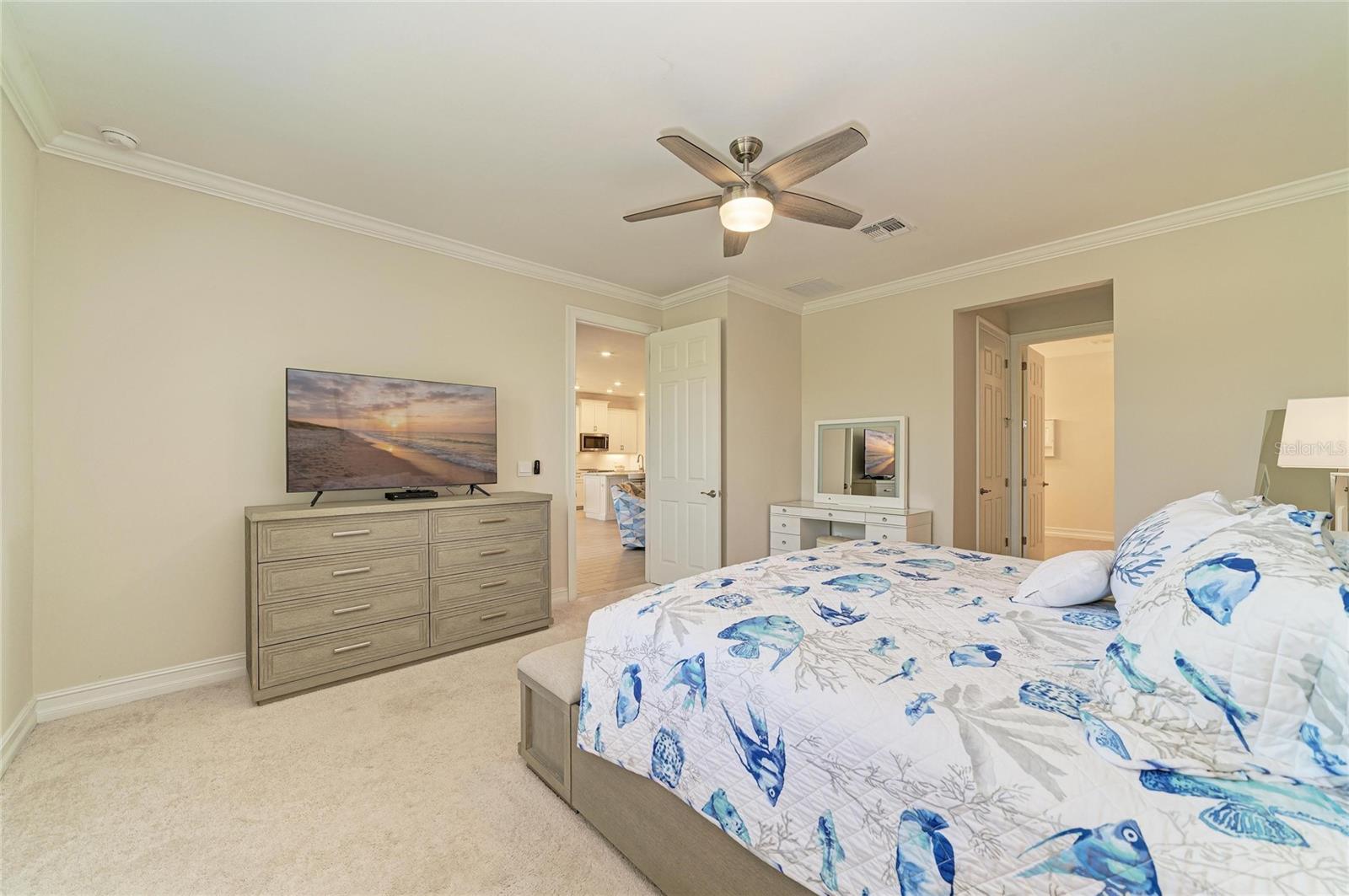 TOSCANA ISLES - Residential