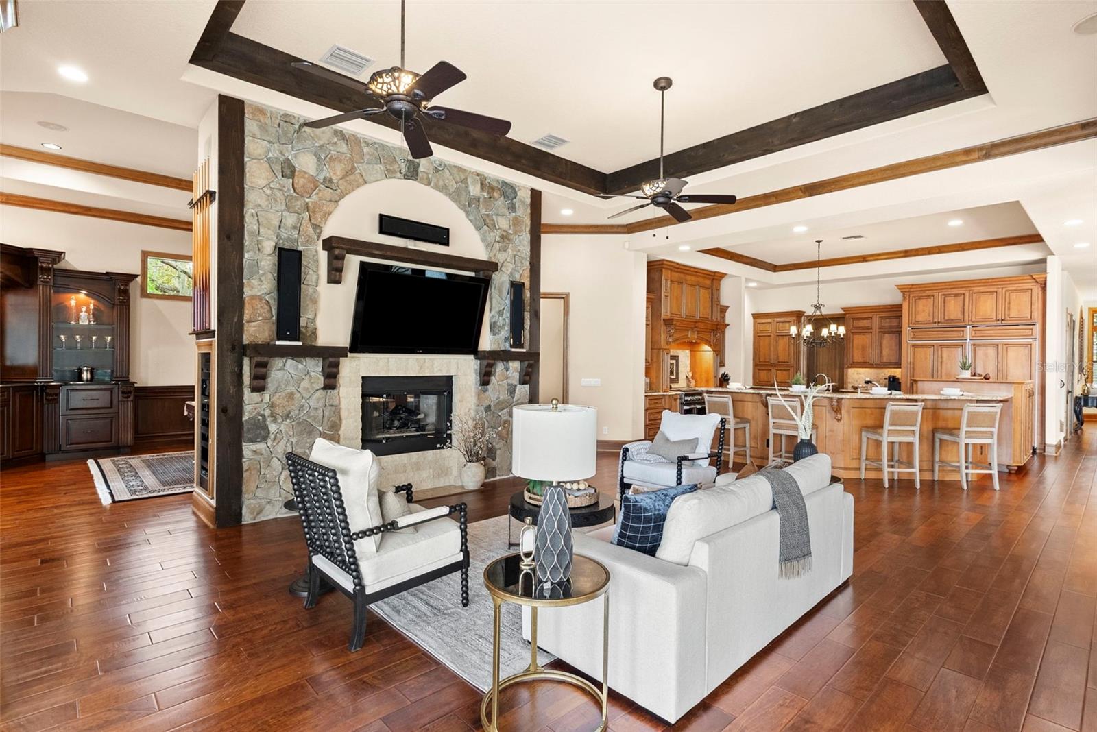 9902 MENANDER WOOD COURT