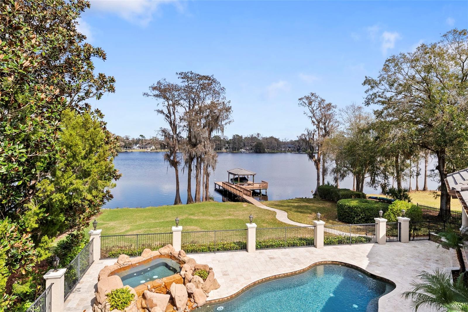 NORTHBRIDGE AT LAKE PRETTY - Residential