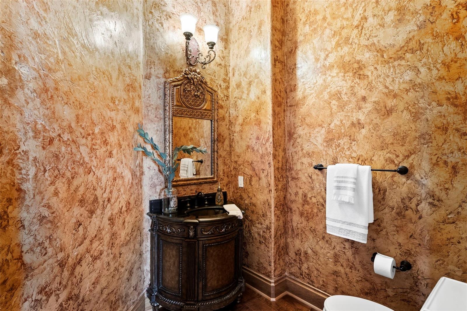 NORTHBRIDGE AT LAKE PRETTY - Residential