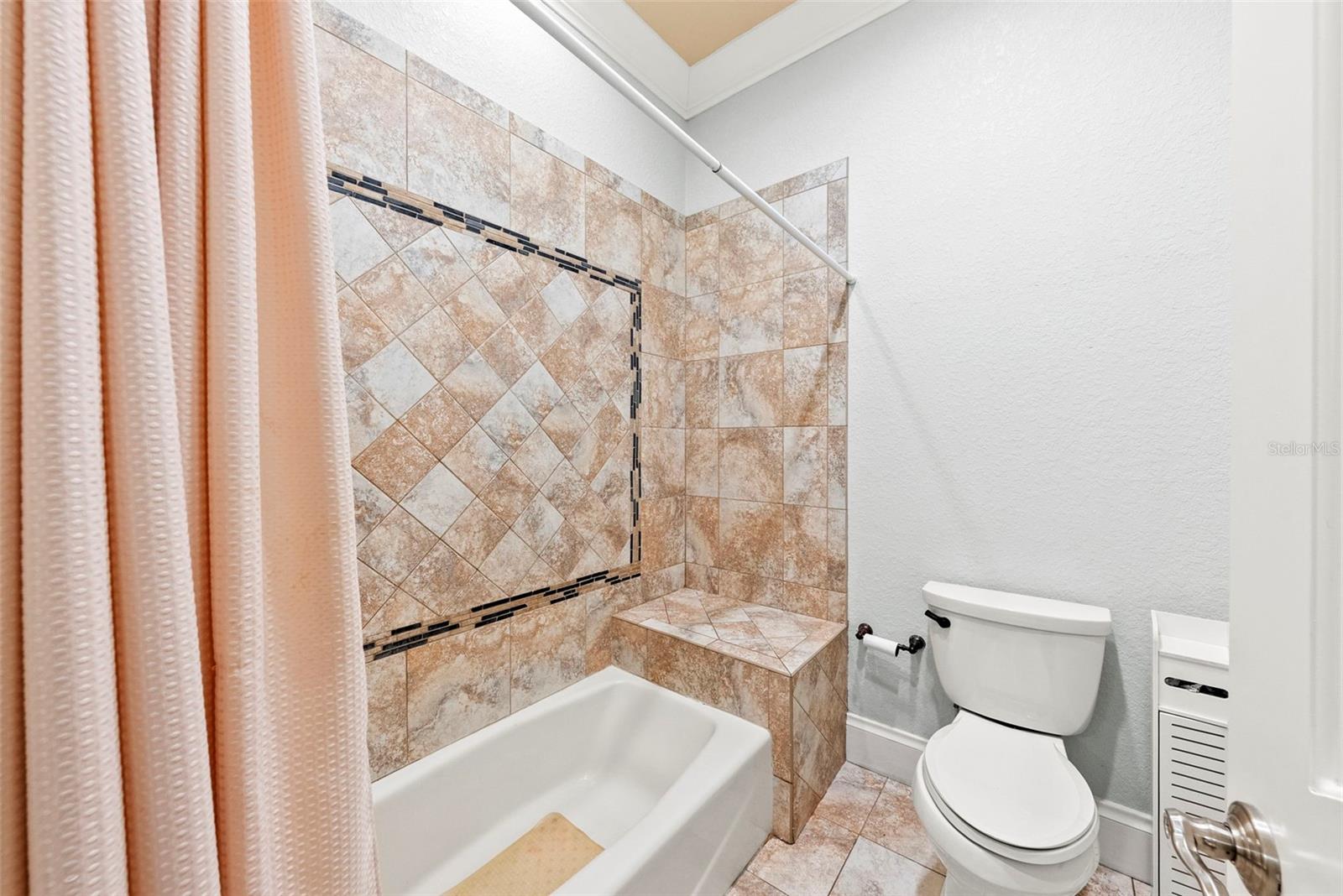 NORTHBRIDGE AT LAKE PRETTY - Residential