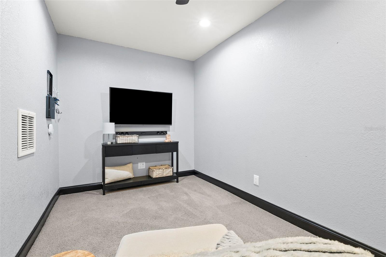 NORTHBRIDGE AT LAKE PRETTY - Residential