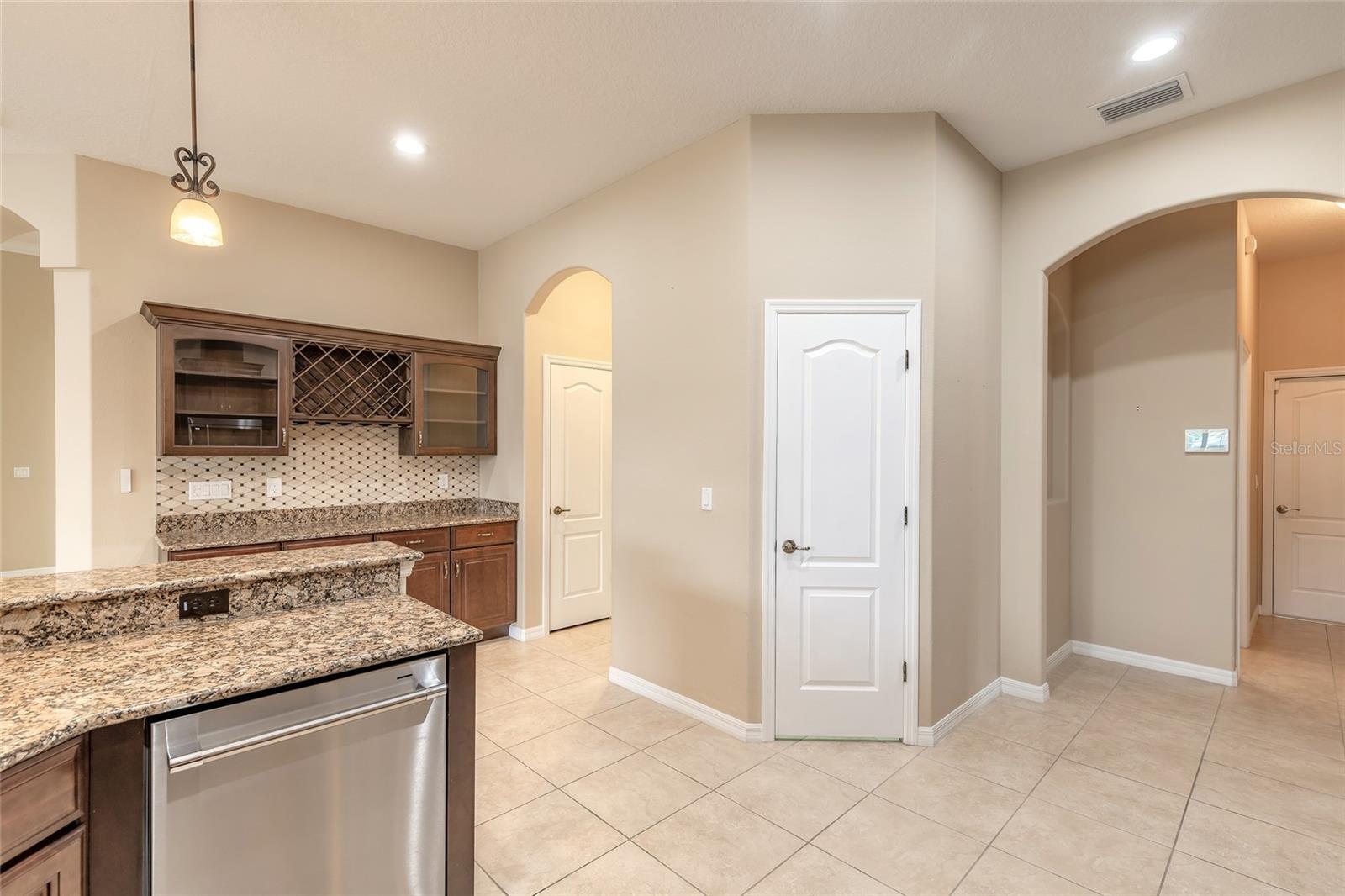 PROMENADE PARKE - Residential