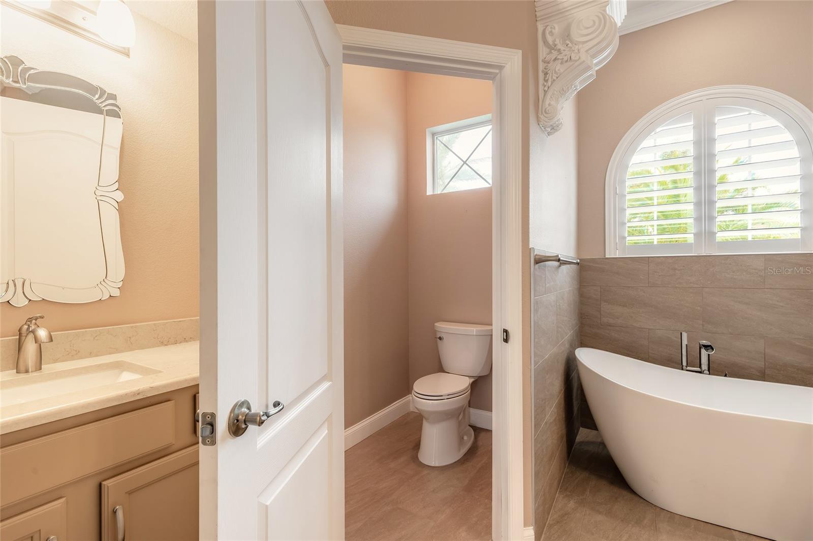 PROMENADE PARKE - Residential