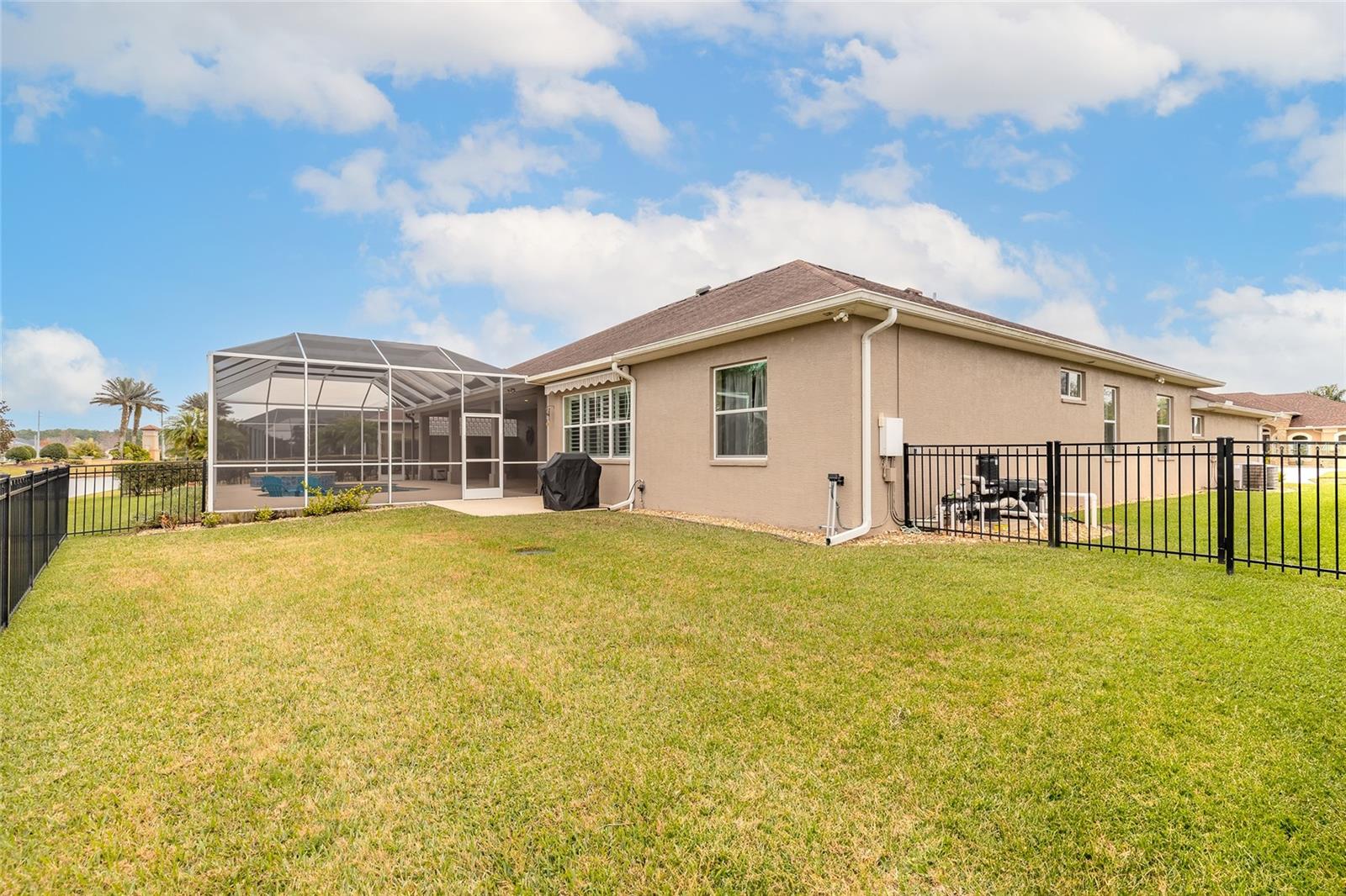 PROMENADE PARKE - Residential