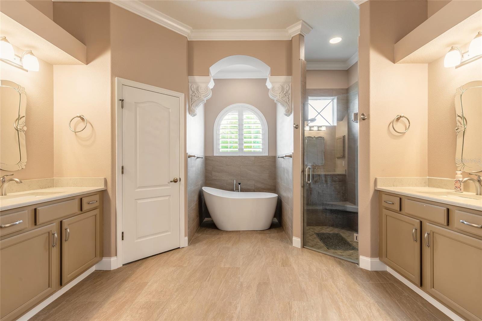 PROMENADE PARKE - Residential