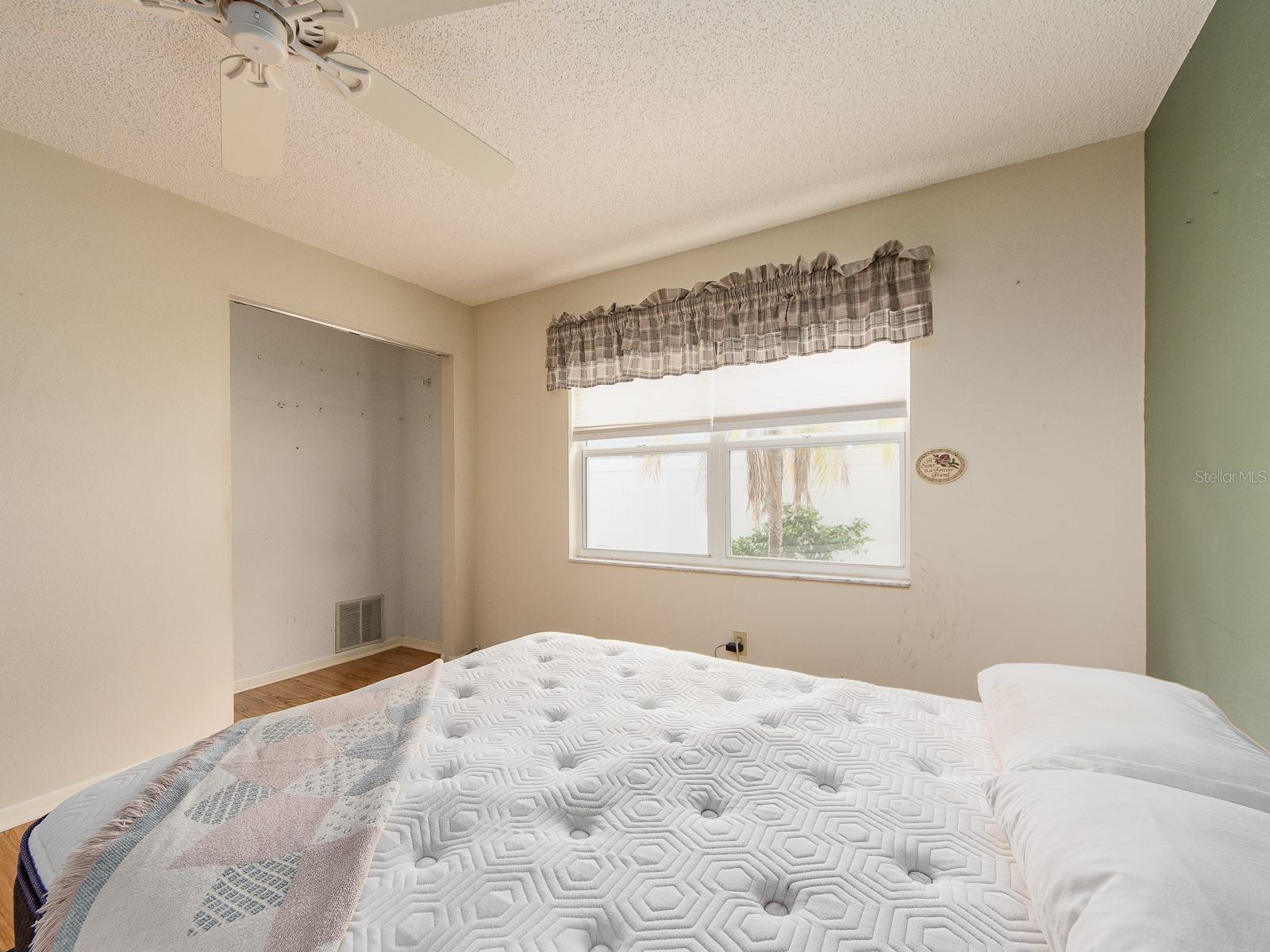 BAY HARBOR ESTATES - Residential