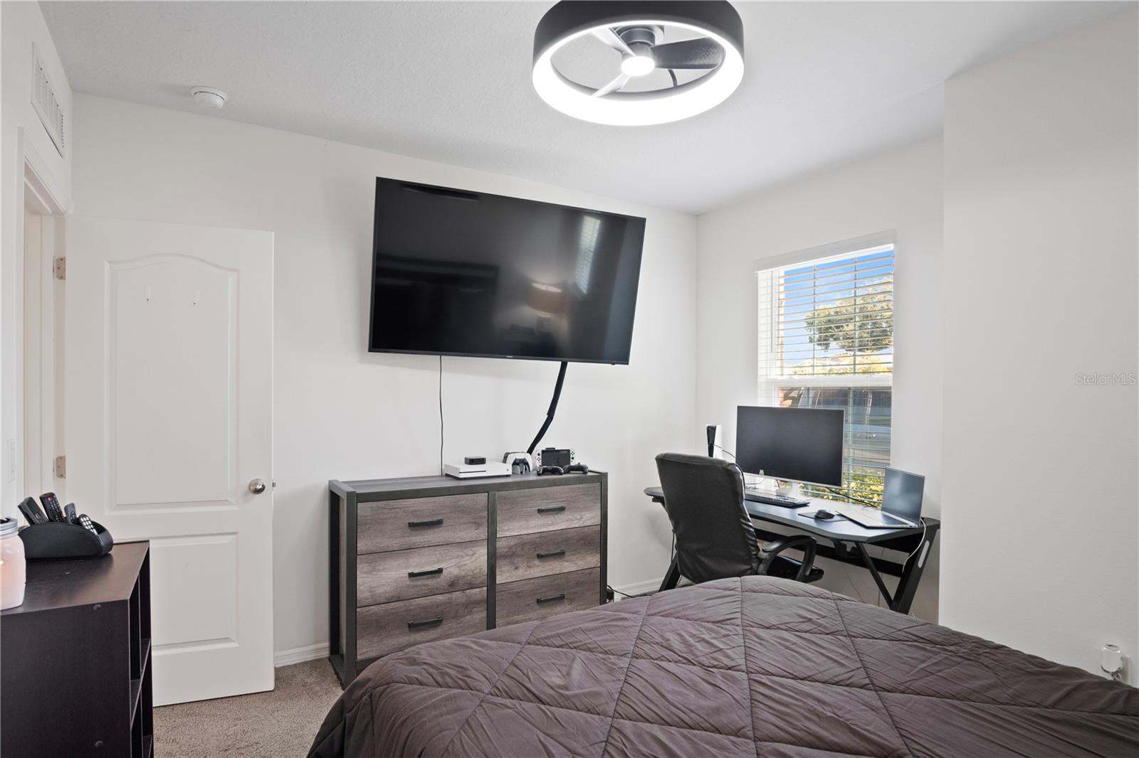 SILVER EAGLE RESERVE - Residential