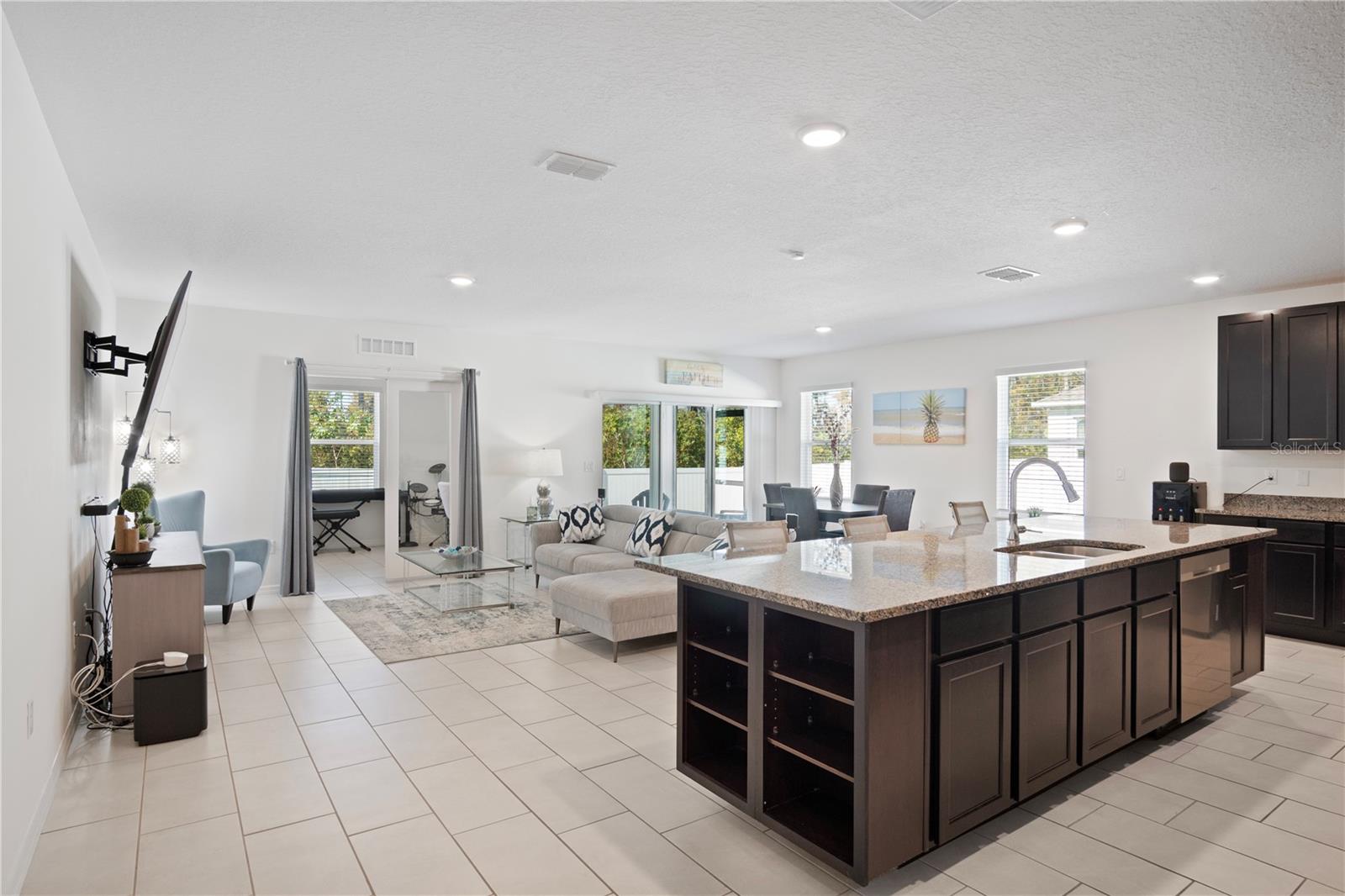 SILVER EAGLE RESERVE - Residential