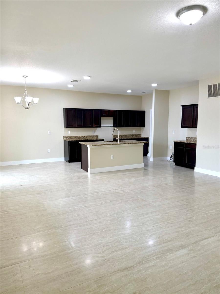 ST JAMES XING - Residential