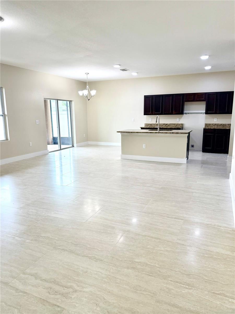 ST JAMES XING - Residential