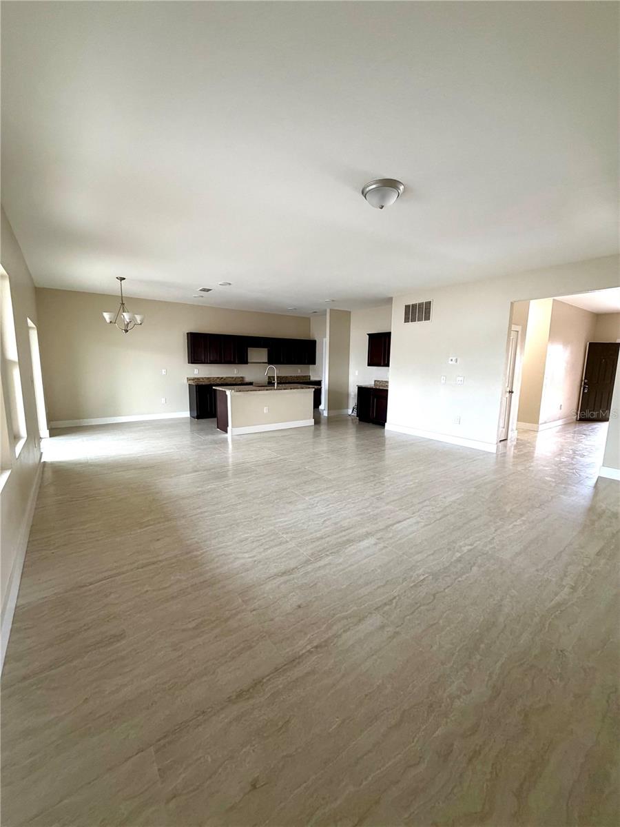 ST JAMES XING - Residential