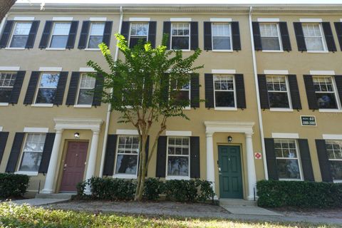 Photo of Kissimmee, FL 34747 (MLS # O6379426)