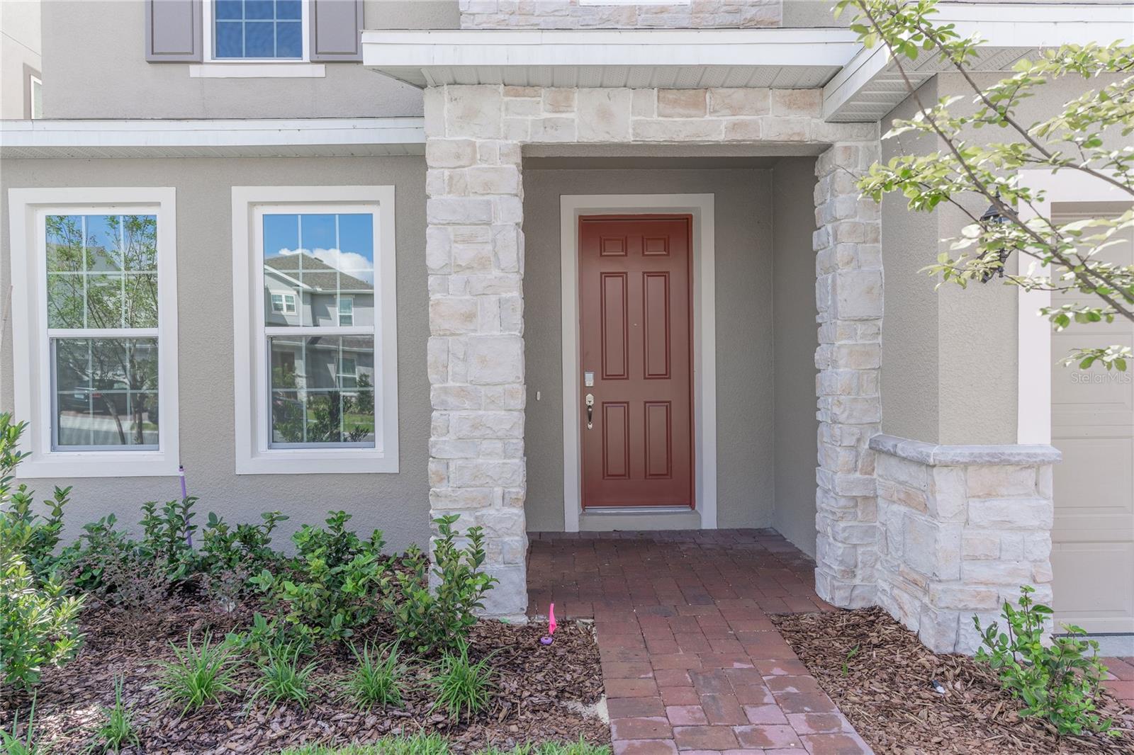 HANOVER LKS PH 5 - Residential Lease