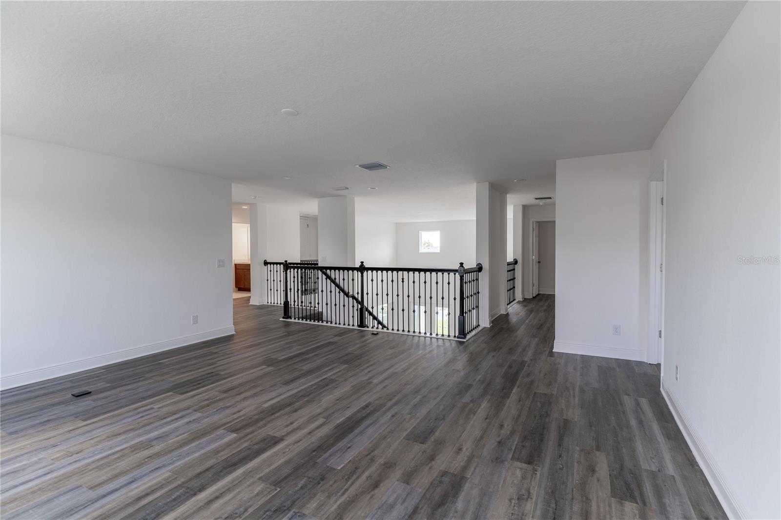 HANOVER LKS PH 5 - Residential Lease