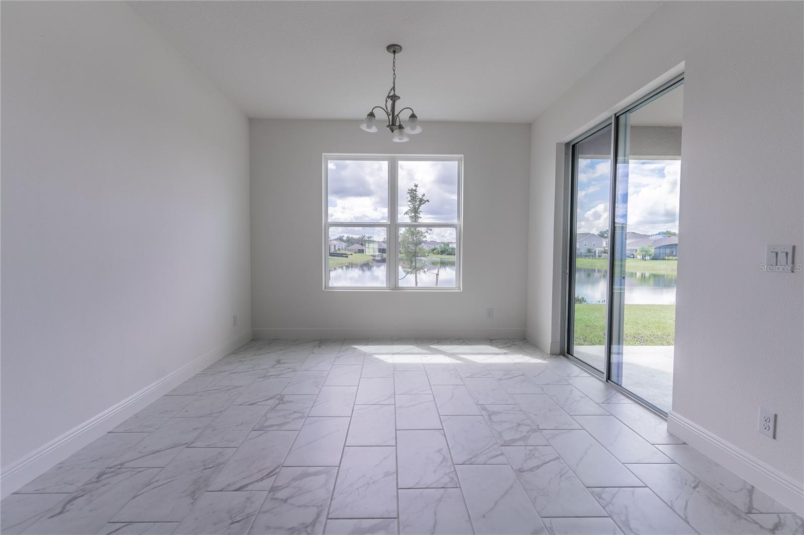 HANOVER LKS PH 5 - Residential Lease