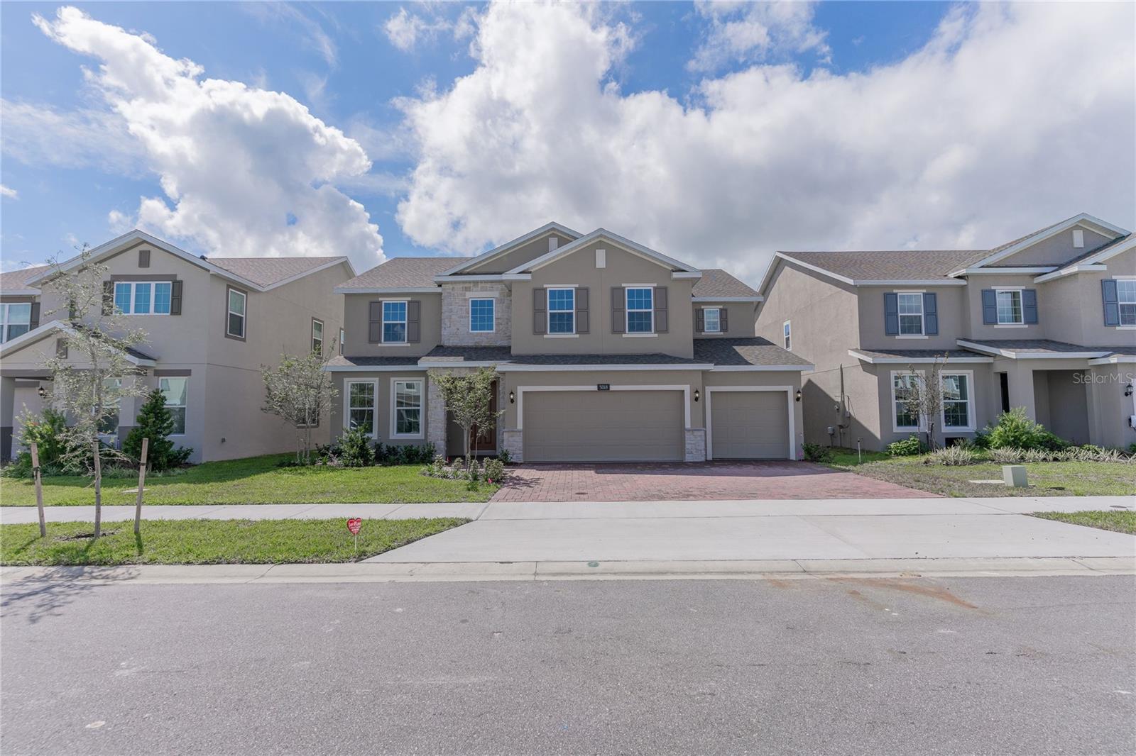 HANOVER LKS PH 5 - Residential Lease