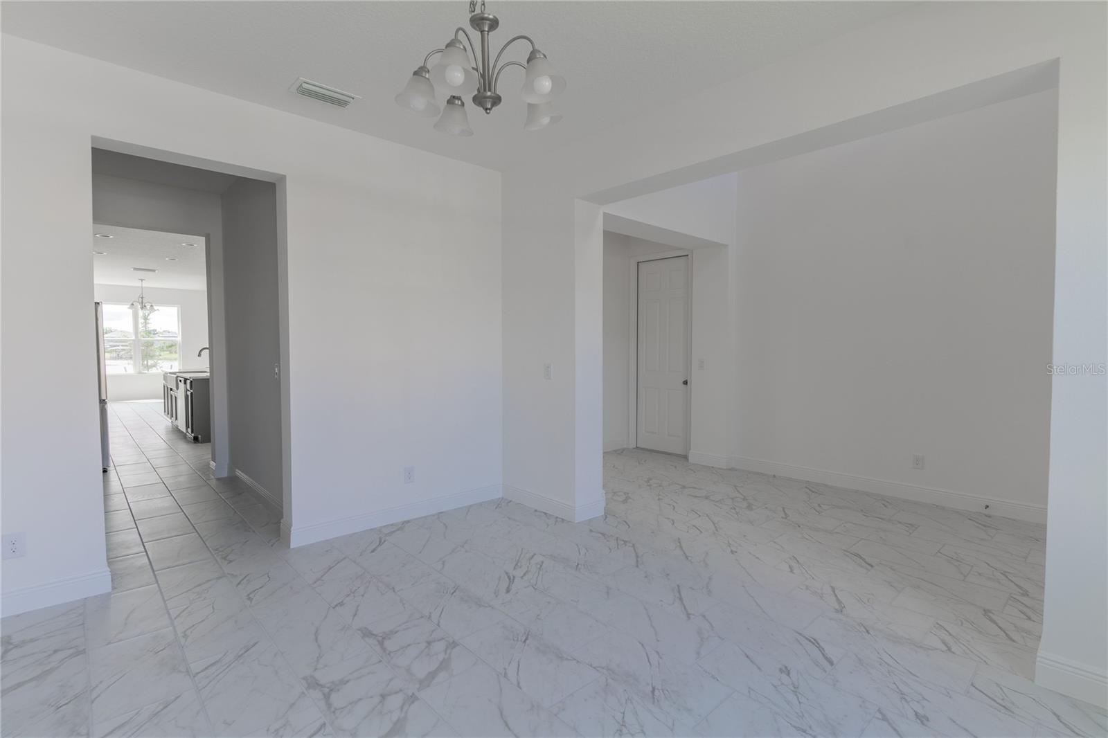 HANOVER LKS PH 5 - Residential Lease