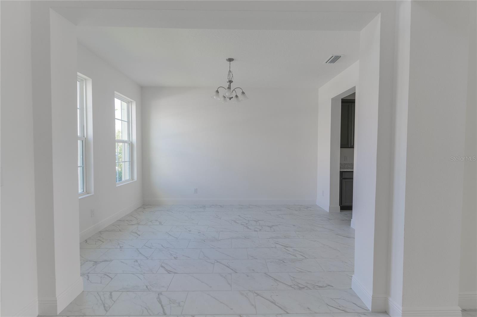 HANOVER LKS PH 5 - Residential Lease