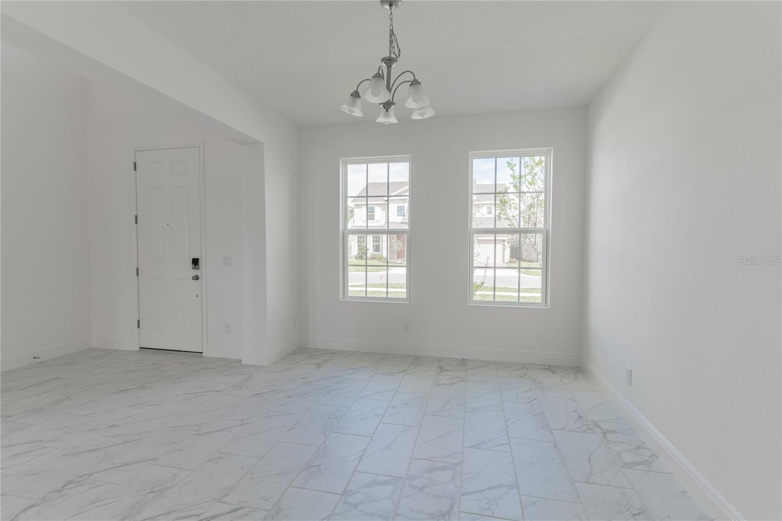 HANOVER LKS PH 5 - Residential Lease