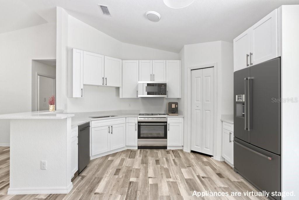 2859 SE 140TH PLACE