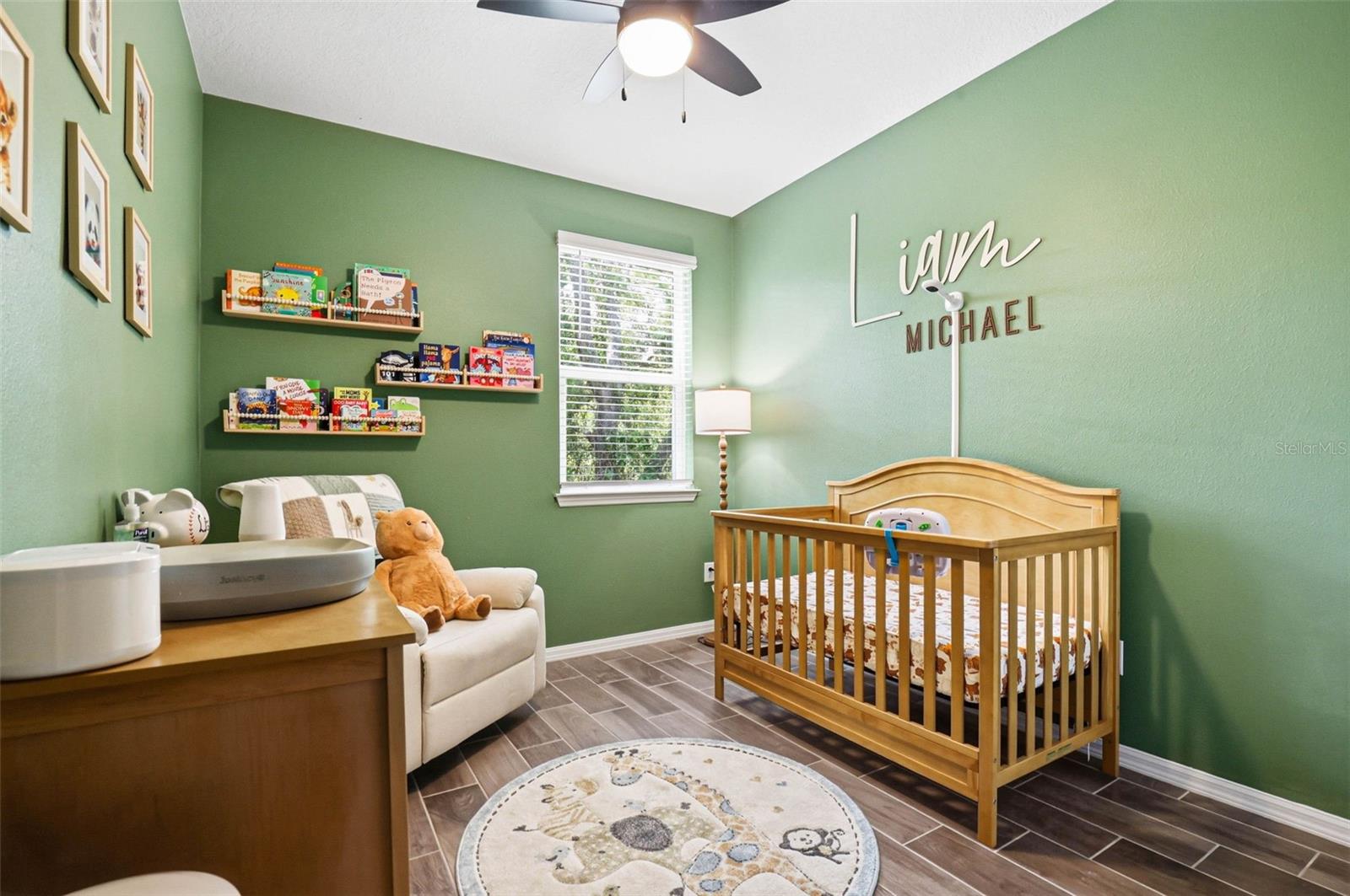 KEMERTON PLACE - Residential