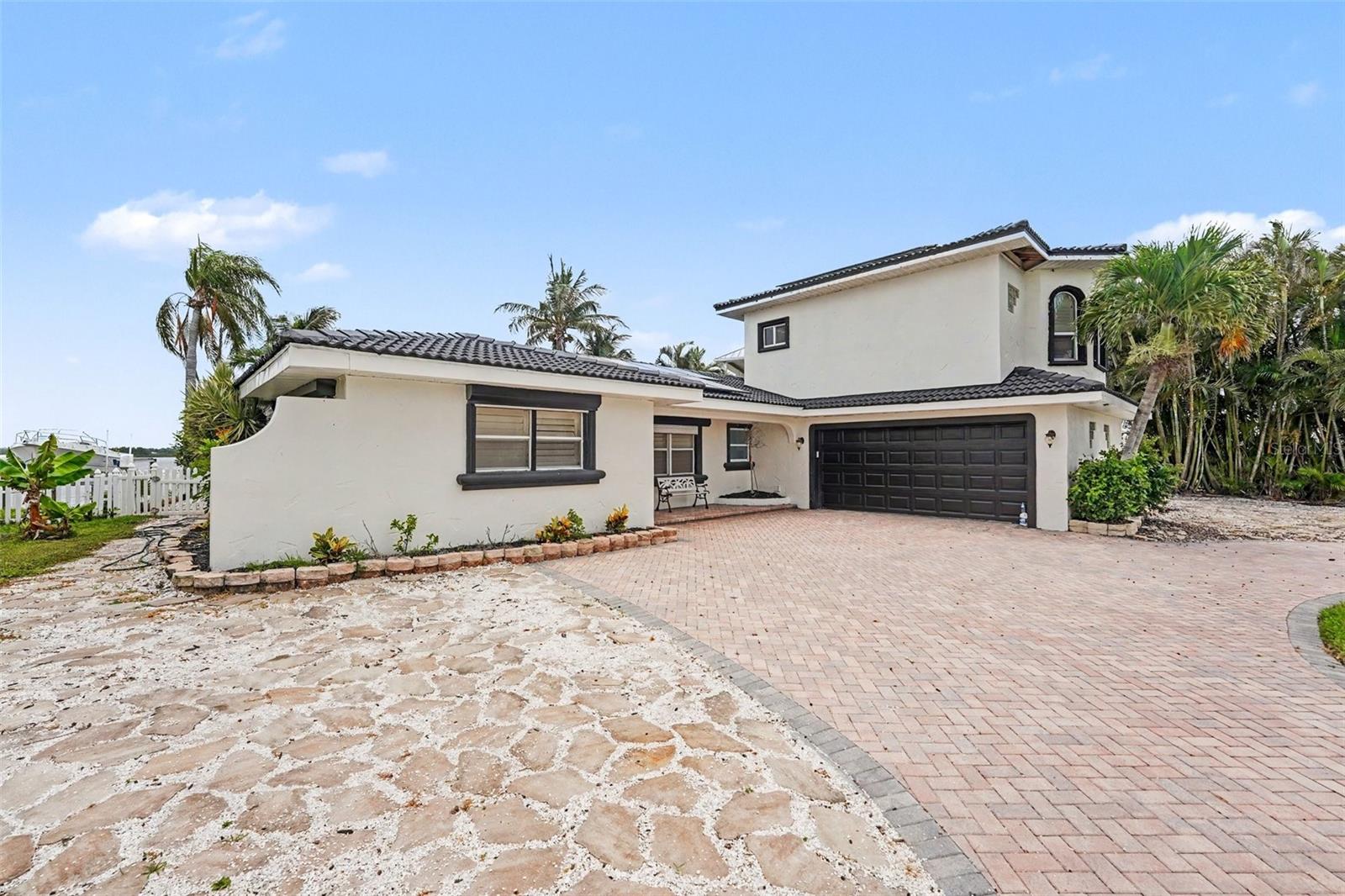 17323 KENNEDY DRIVE