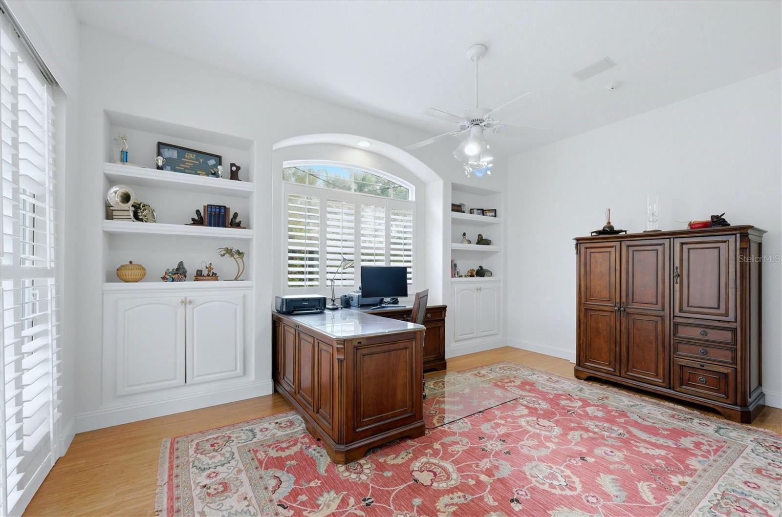 UNIVERSITY PARK COUNTRY CLUB - Residential