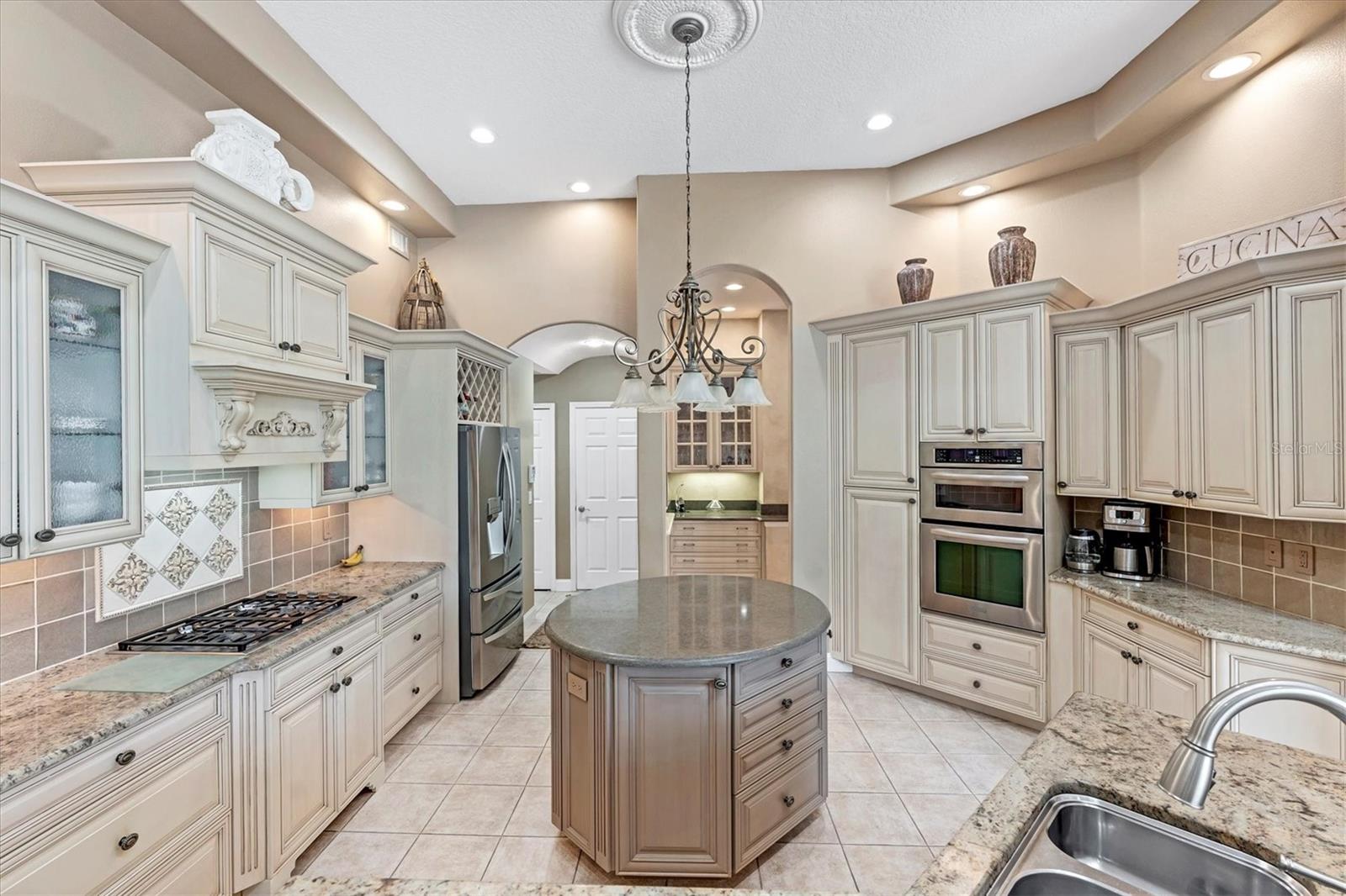 UNIVERSITY PARK COUNTRY CLUB - Residential