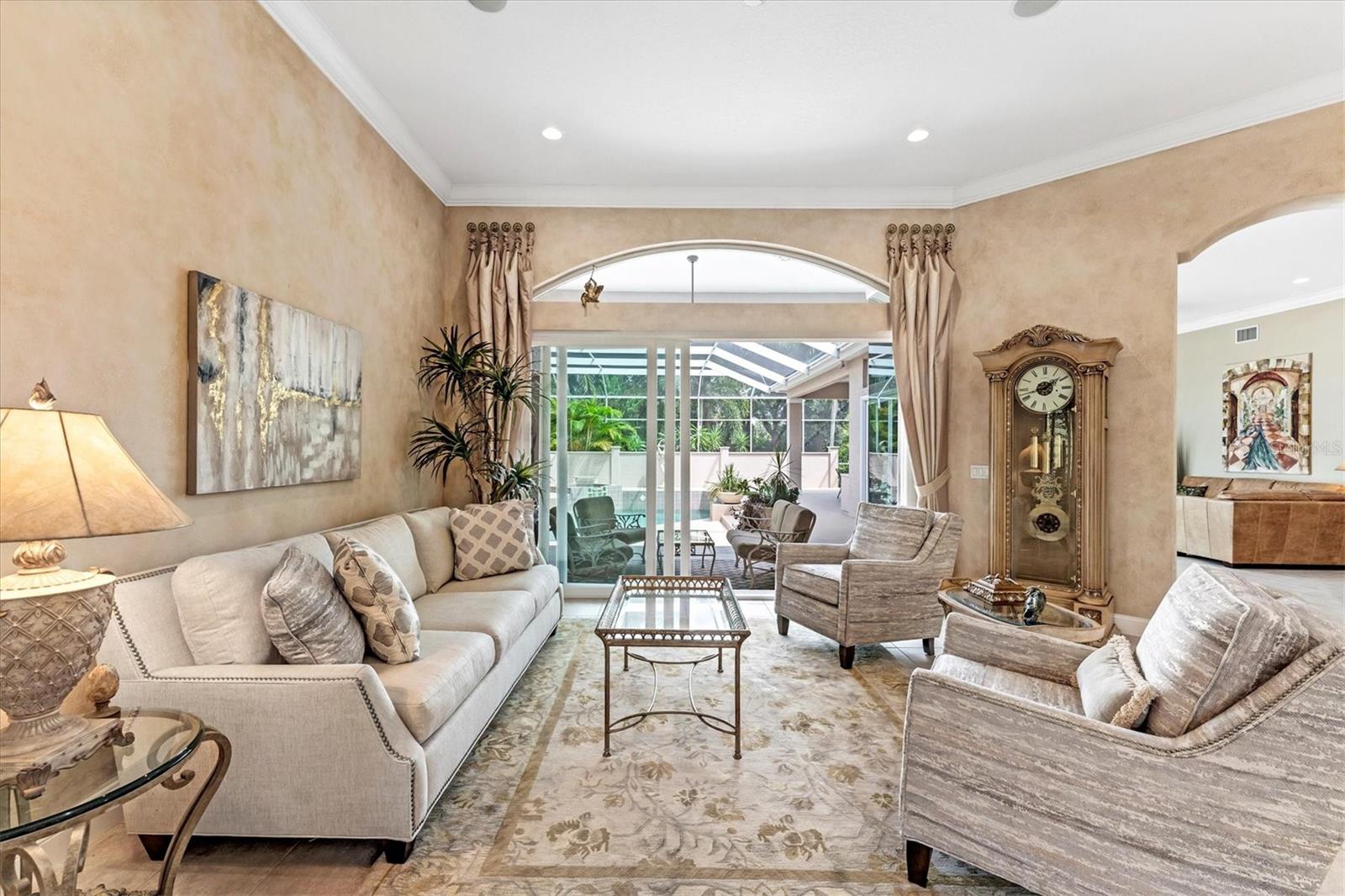 UNIVERSITY PARK COUNTRY CLUB - Residential