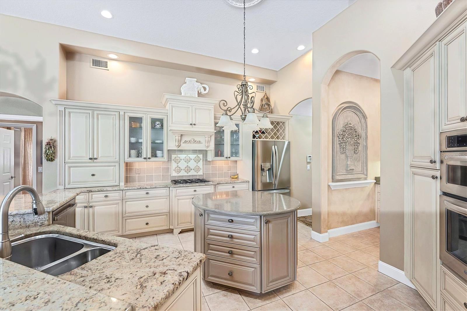 UNIVERSITY PARK COUNTRY CLUB - Residential