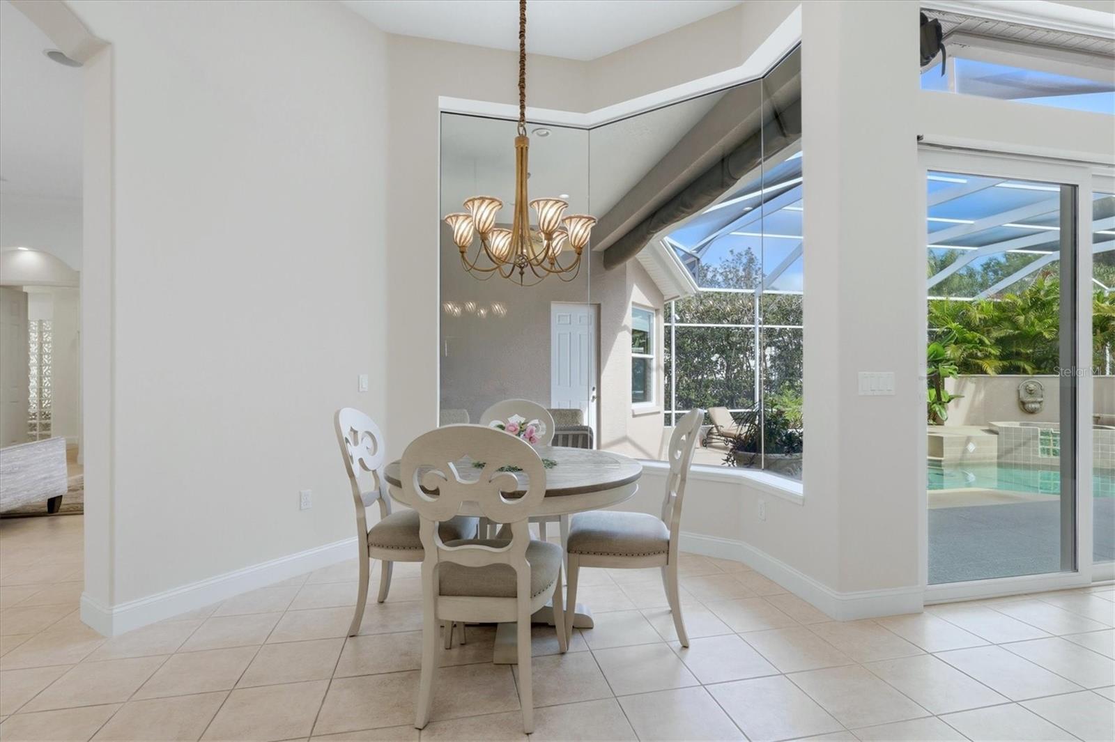 UNIVERSITY PARK COUNTRY CLUB - Residential