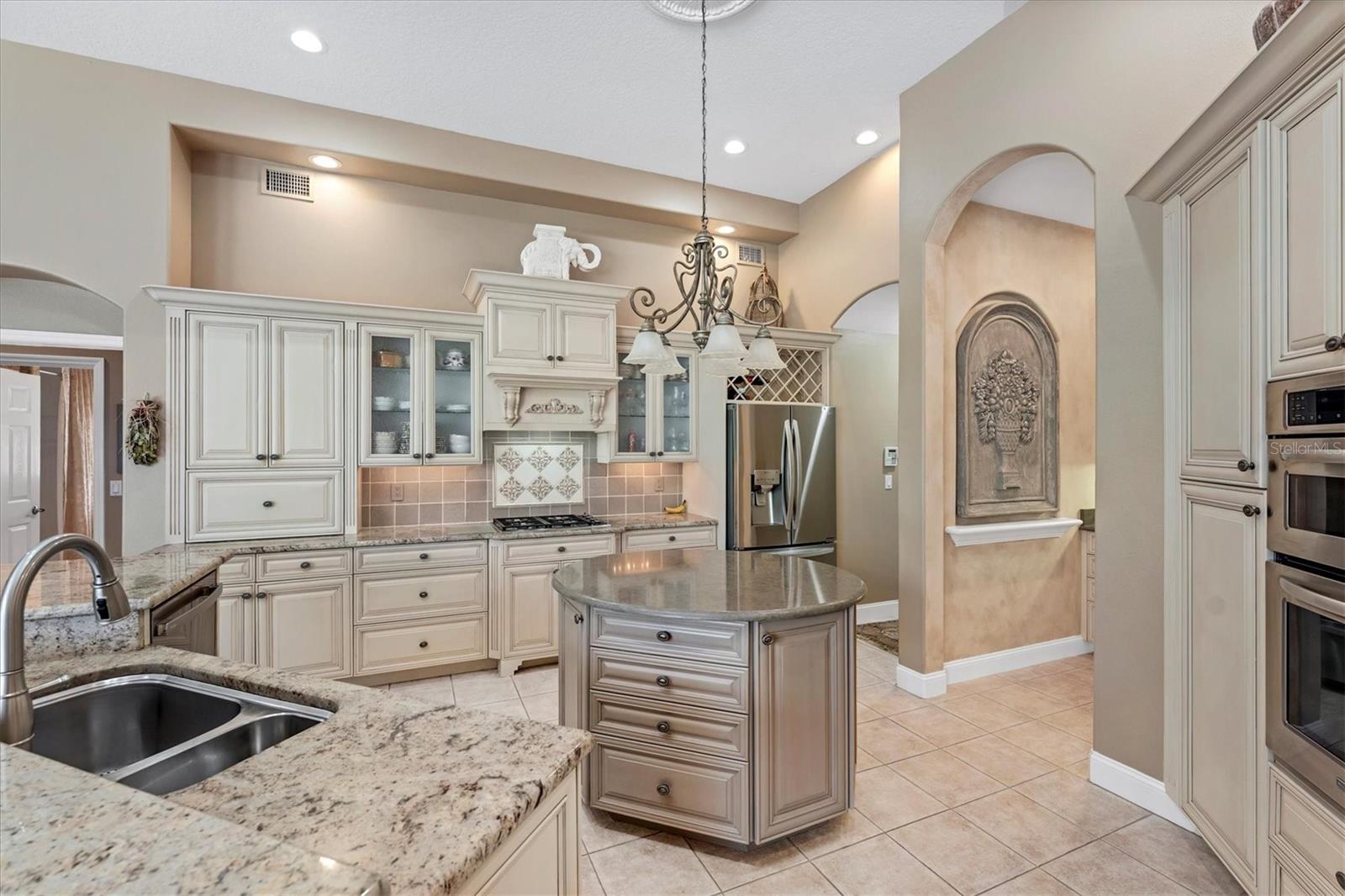 UNIVERSITY PARK COUNTRY CLUB - Residential