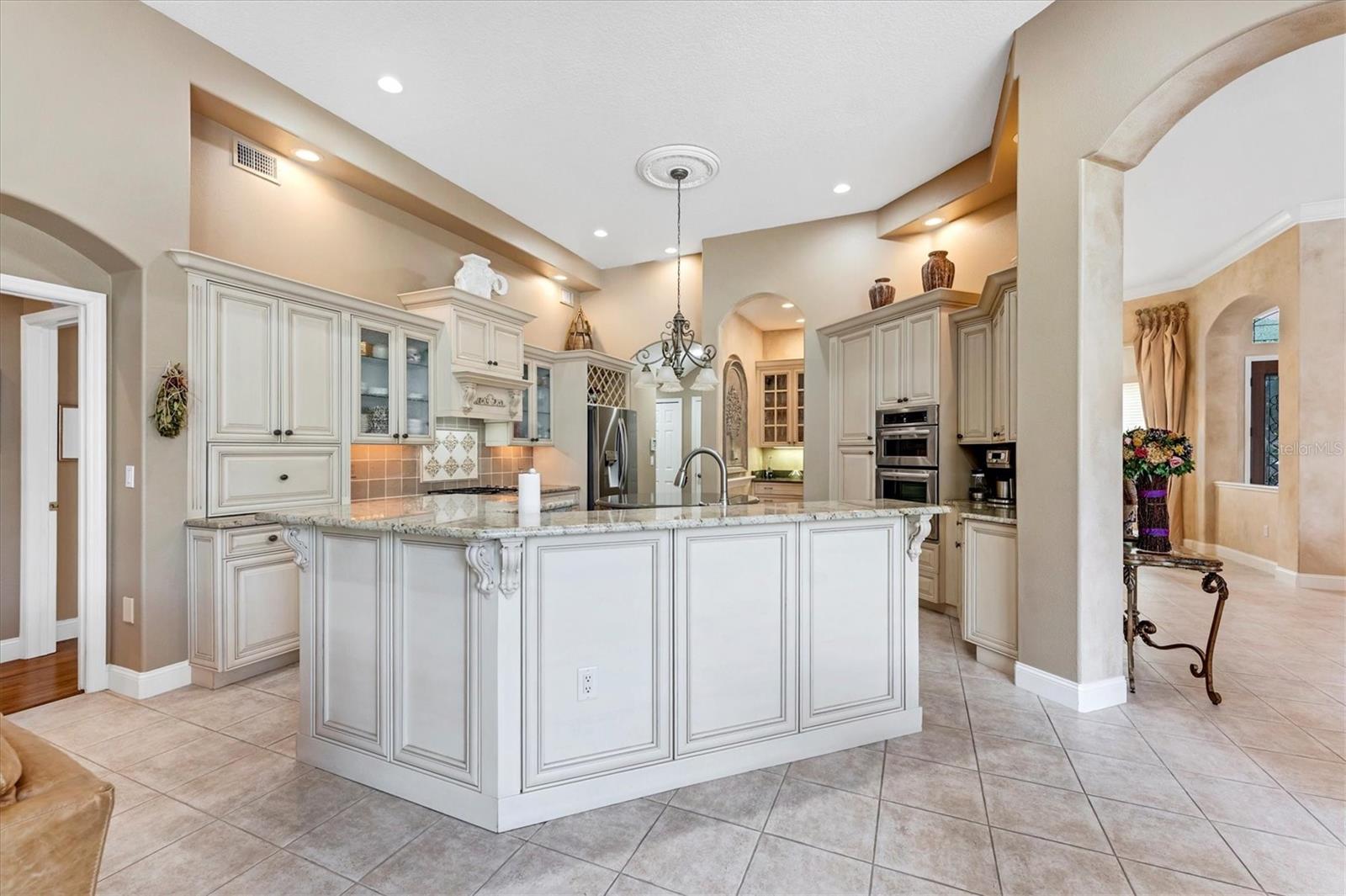 UNIVERSITY PARK COUNTRY CLUB - Residential