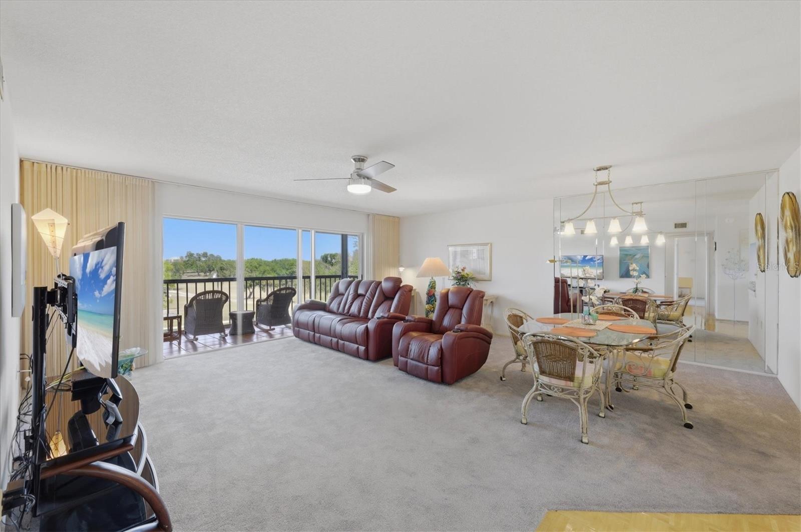 IRONWOOD TWELFTH CONDOMINIUM - Residential