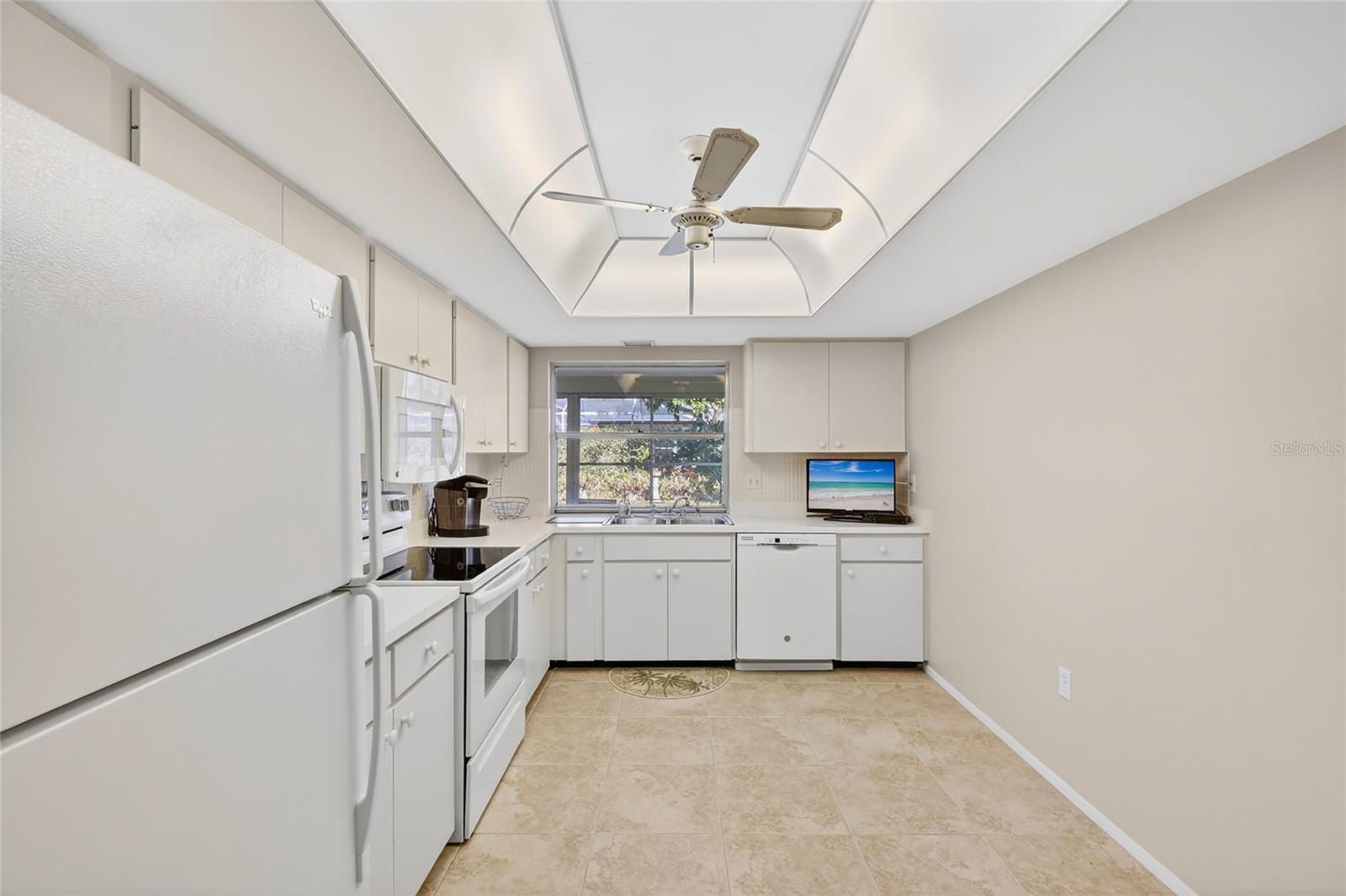 VILLAGE GREEN OF BRADENTON - Residential