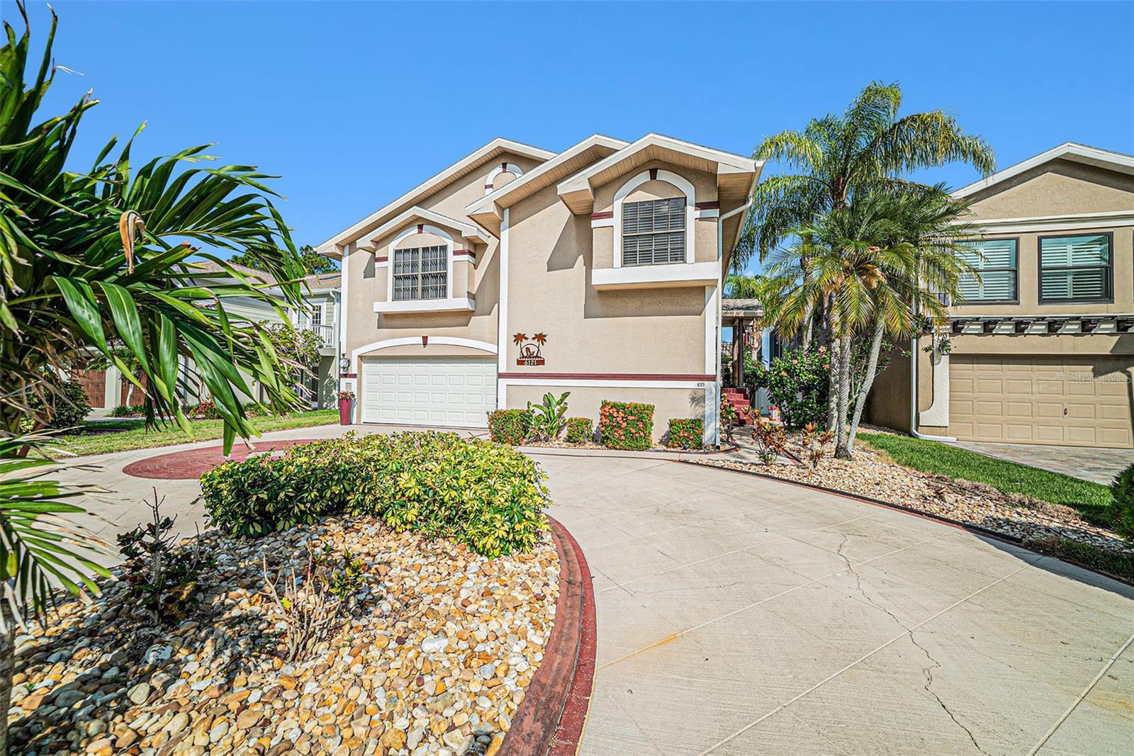 6121 FJORD WAY