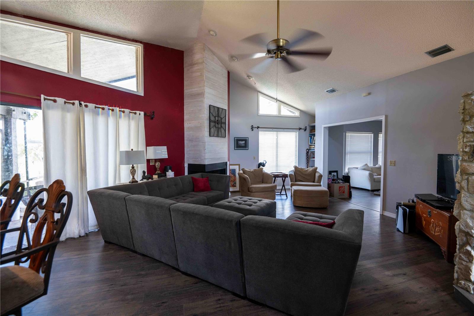 LAKE MARKHAM ESTATES - Residential