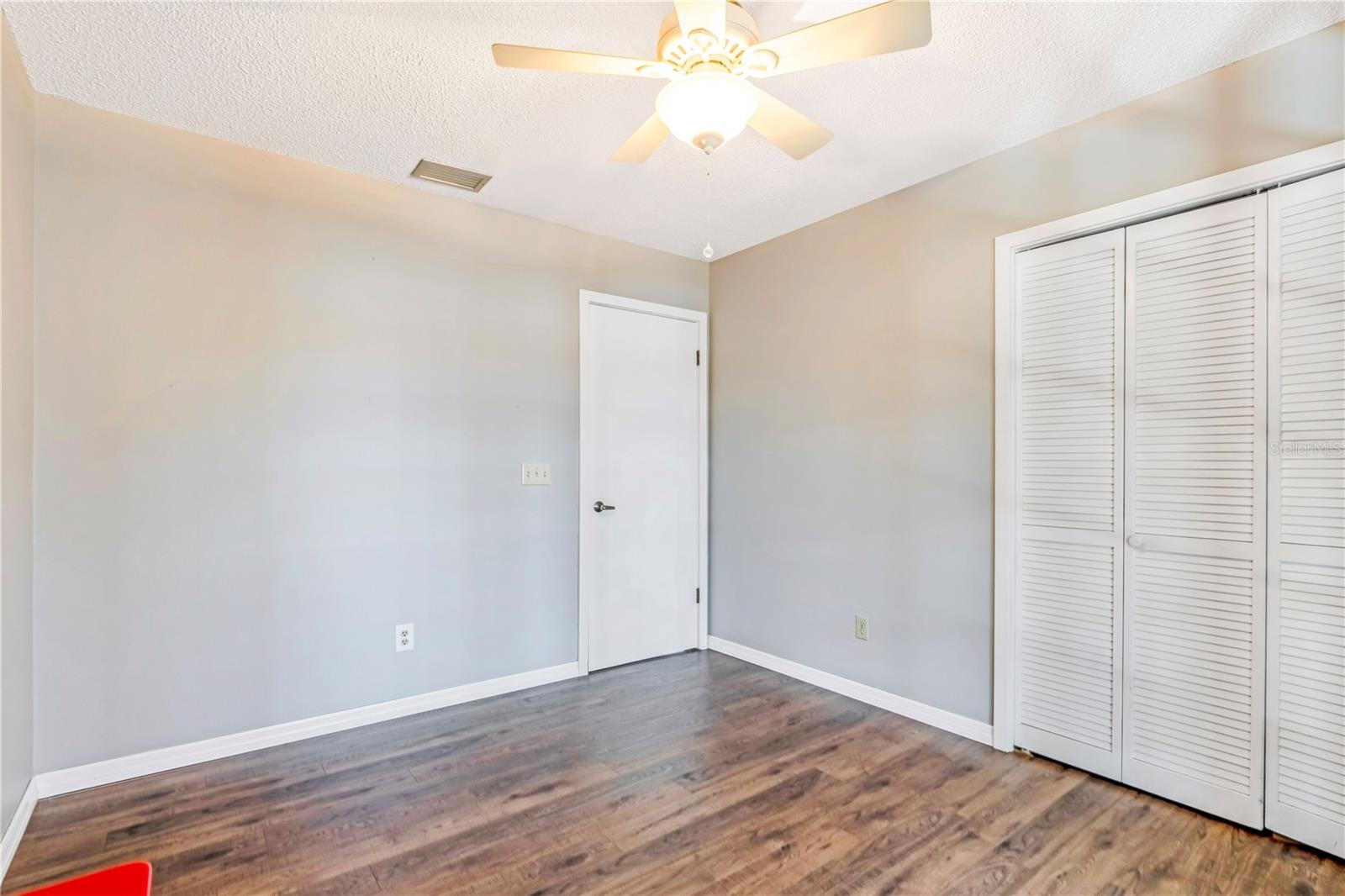 LAKE MARKHAM ESTATES - Residential