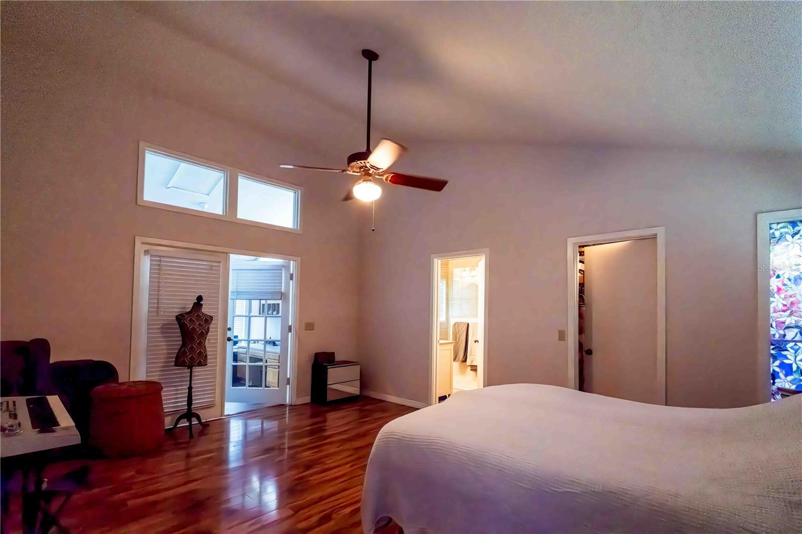 LAKE MARKHAM ESTATES - Residential