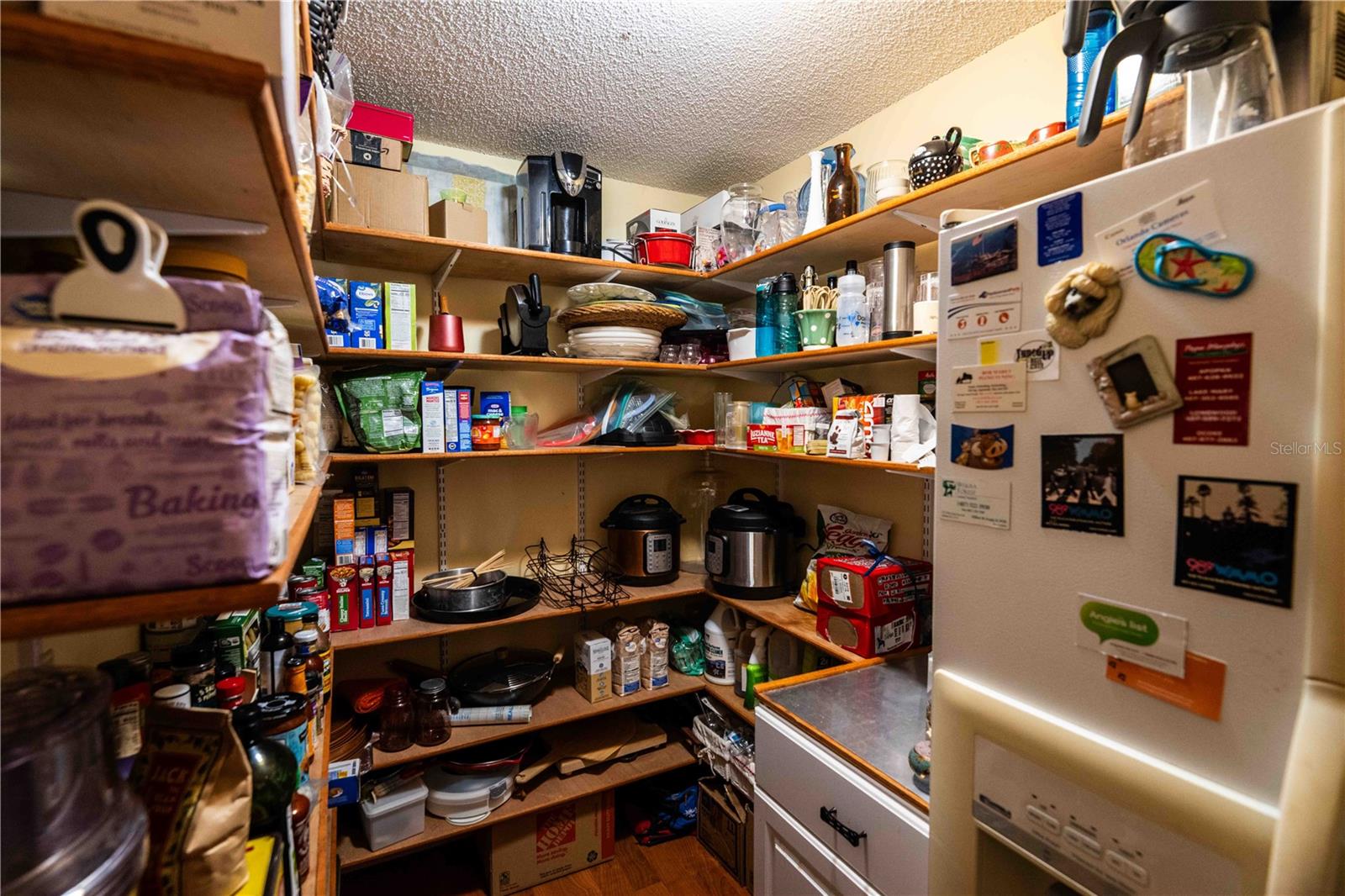 LAKE MARKHAM ESTATES - Residential