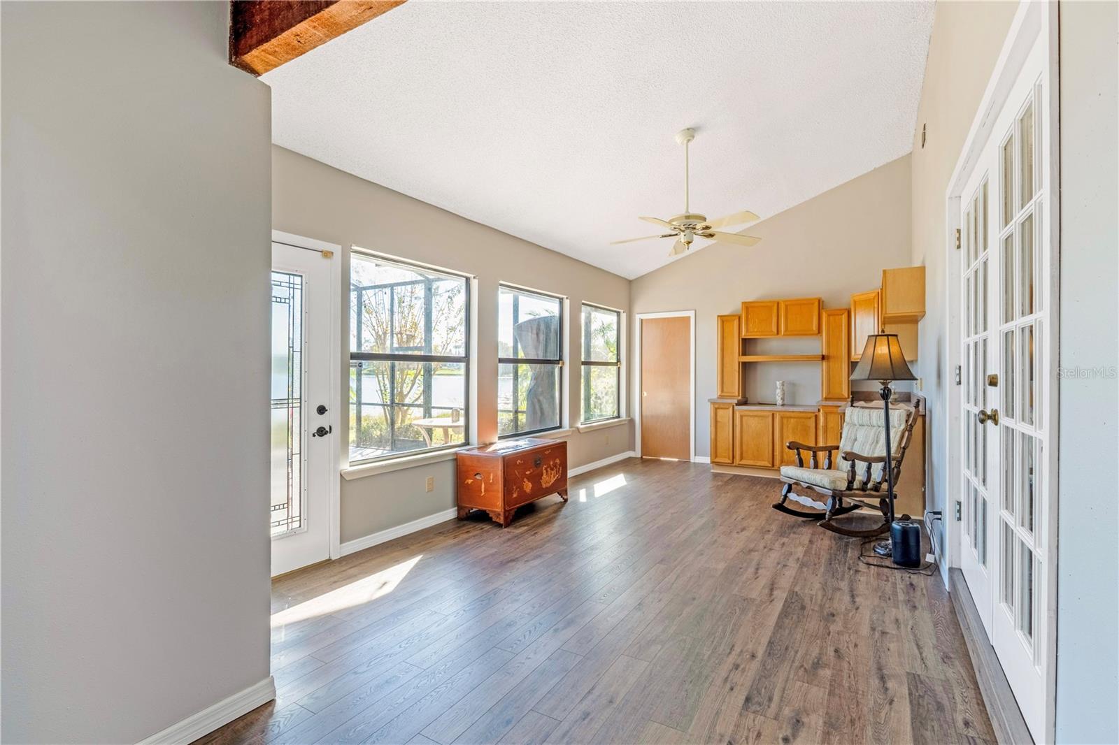 LAKE MARKHAM ESTATES - Residential