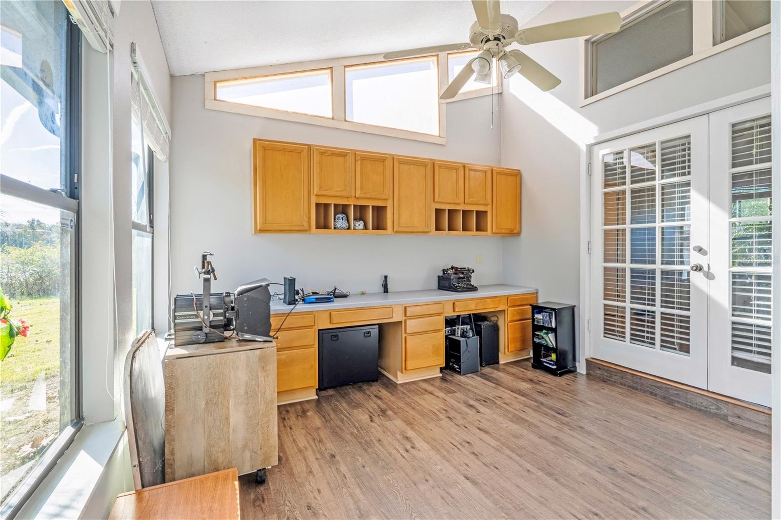 LAKE MARKHAM ESTATES - Residential