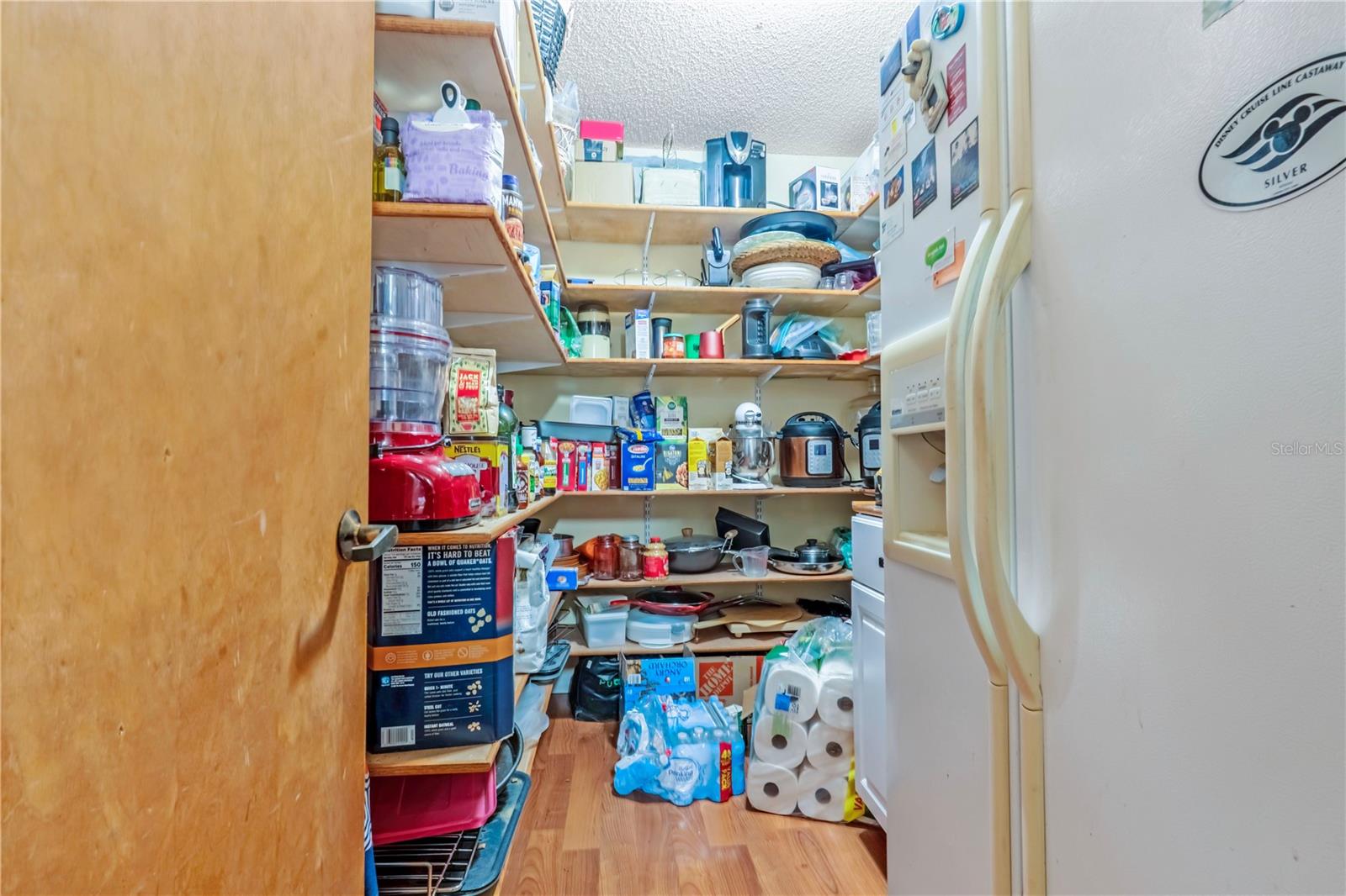 LAKE MARKHAM ESTATES - Residential