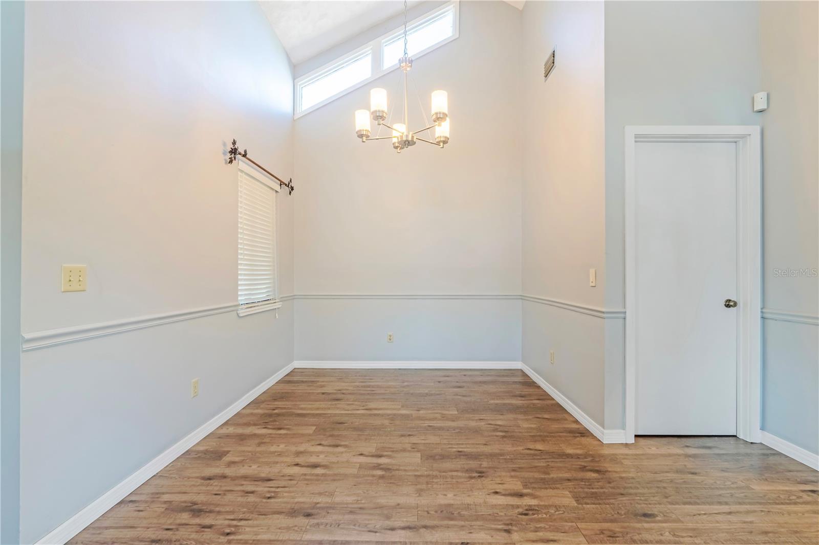 LAKE MARKHAM ESTATES - Residential