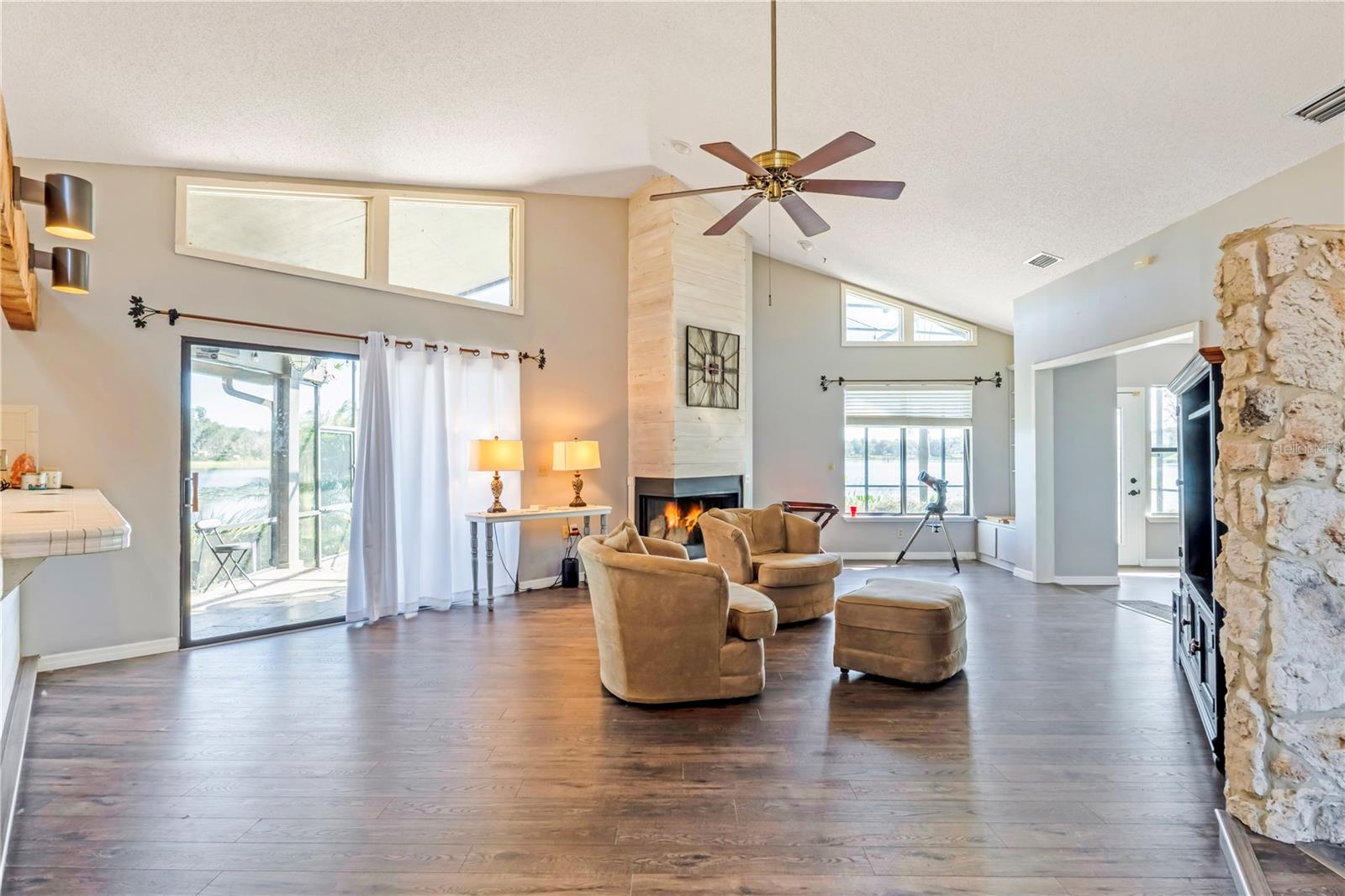 LAKE MARKHAM ESTATES - Residential