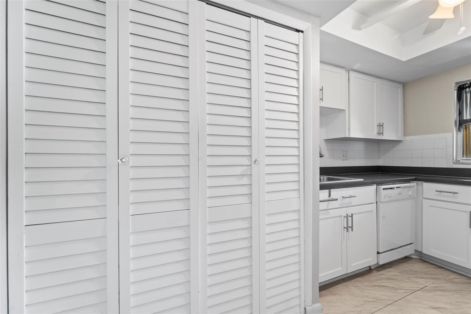 WINDRUSH COVE PH 1 CONDO - Residential