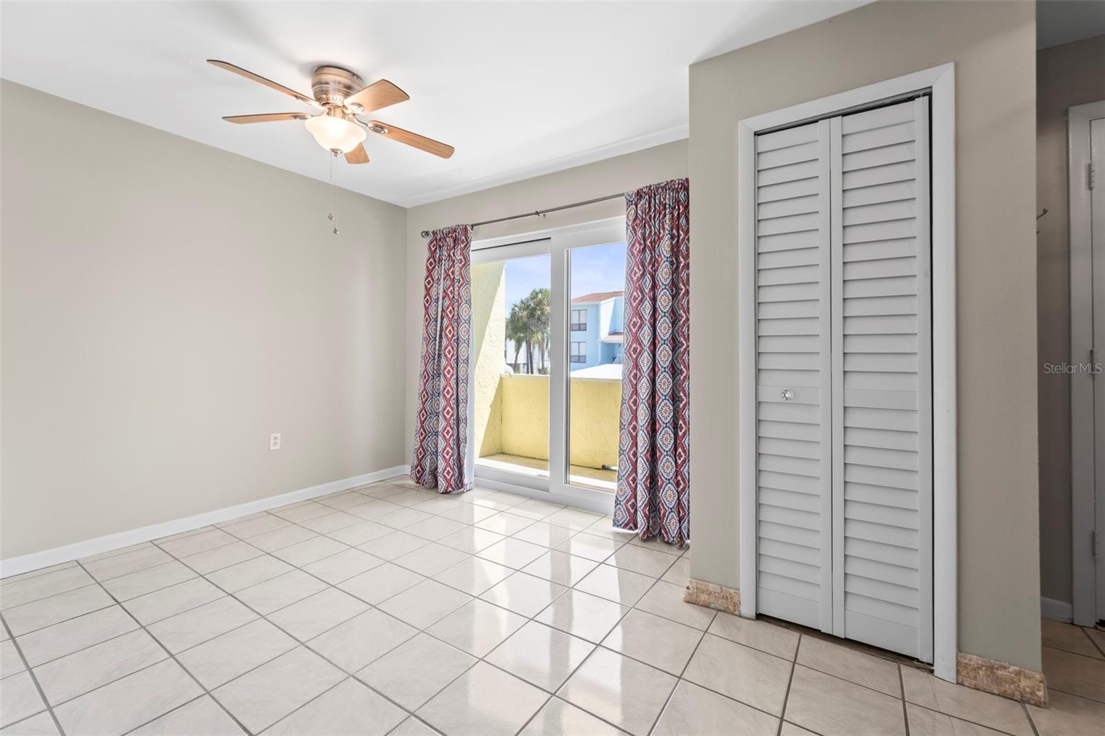 WINDRUSH COVE PH 1 CONDO - Residential